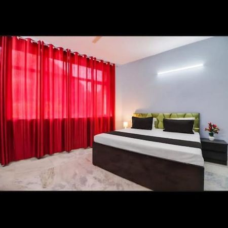 Hotel Day Night Inn 新德里 外观 照片